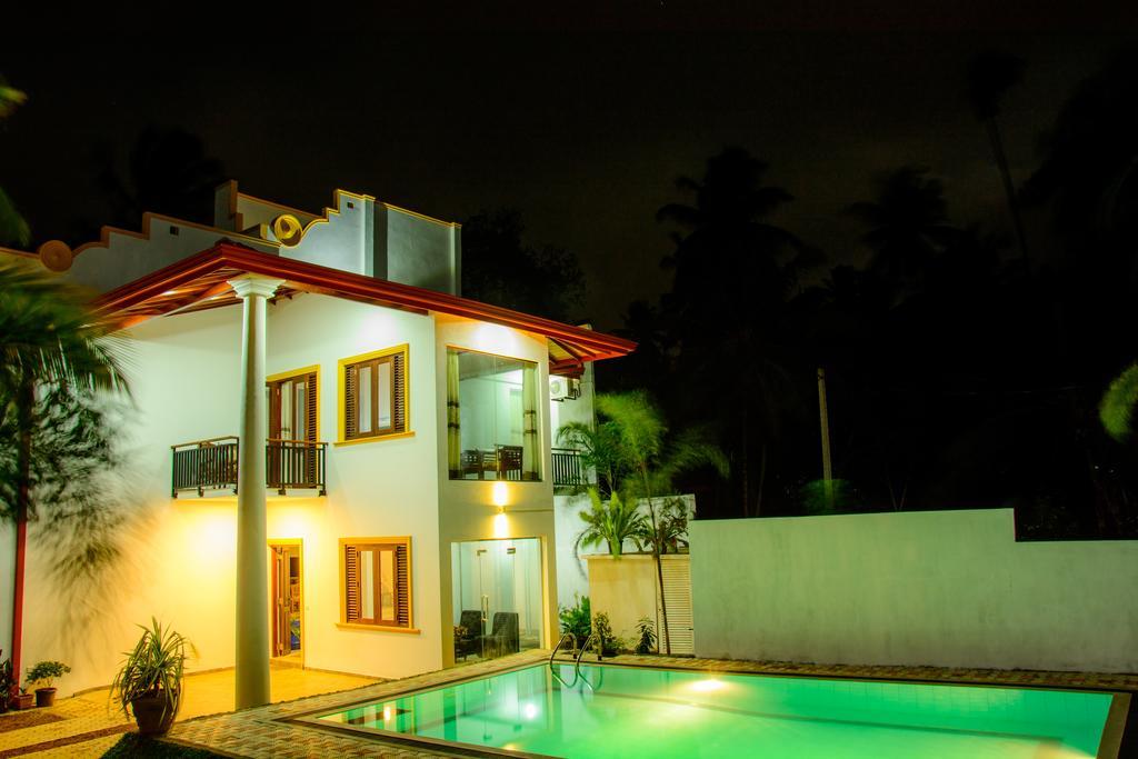 Villa White ヒッカドゥワ エクステリア 写真