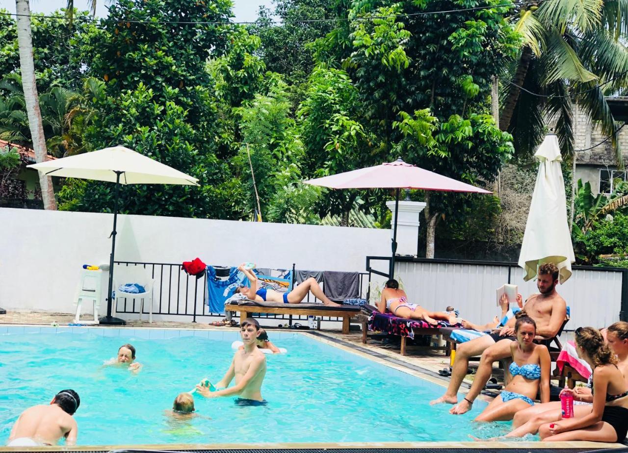 Villa White ヒッカドゥワ エクステリア 写真
